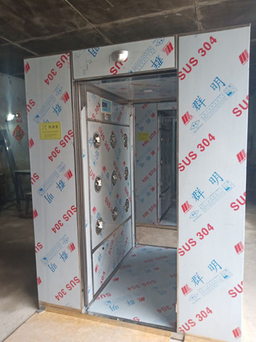 昆明風(fēng)淋室價(jià)格：解析風(fēng)淋室用途、原理，功能和構(gòu)造