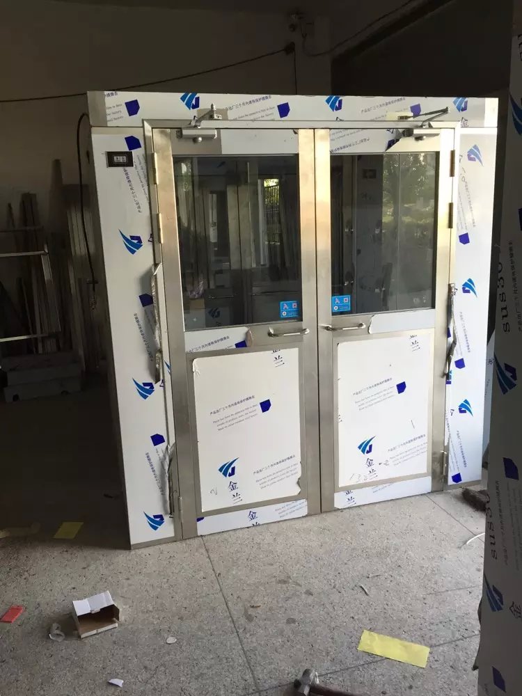 平頂山風(fēng)淋室廠家：更換風(fēng)淋門過濾器你注意型號(hào)了嗎？